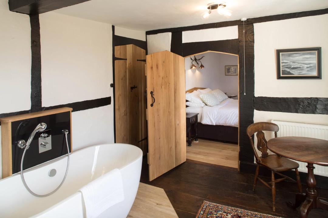 Photo of Others in Walford