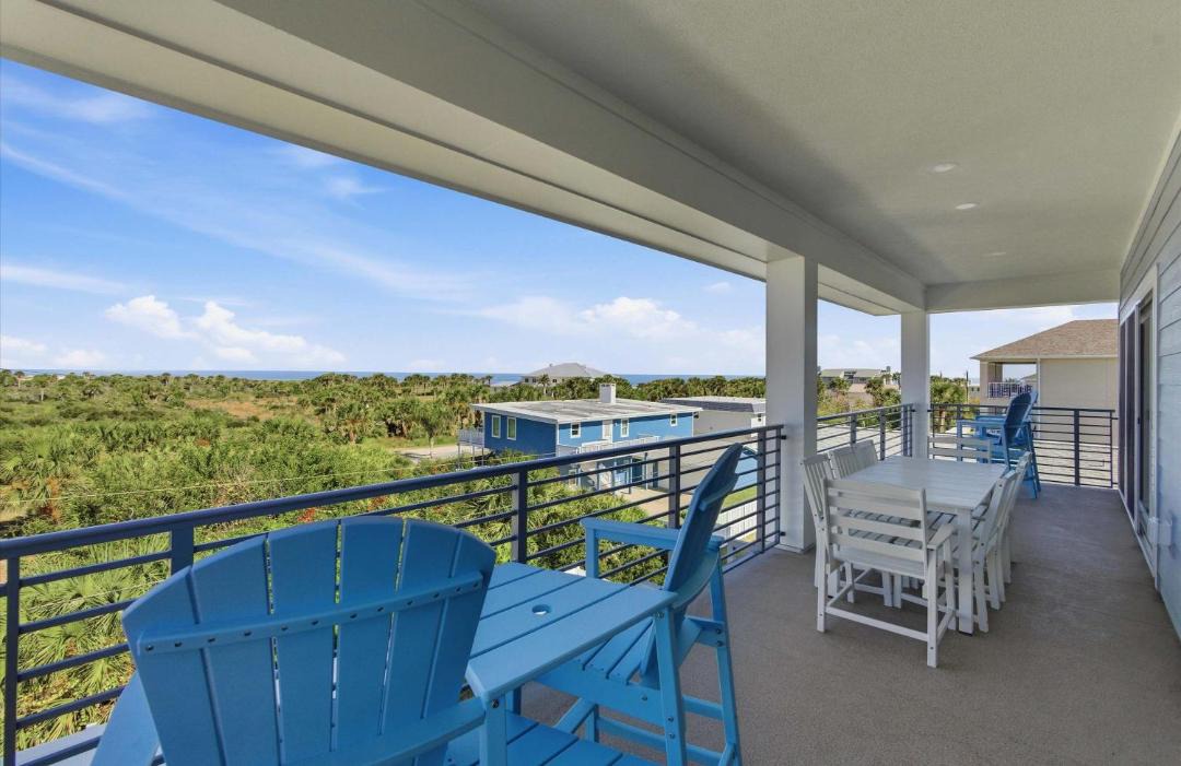 Photo of Patio Balcony in Marineland Acres
