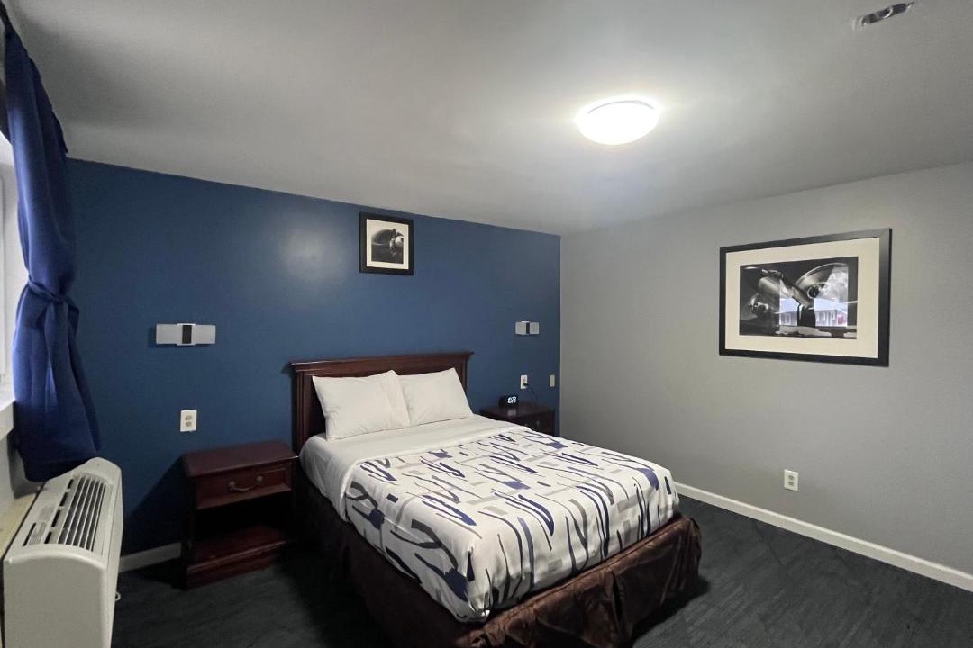 Photo of Others in Chaplin