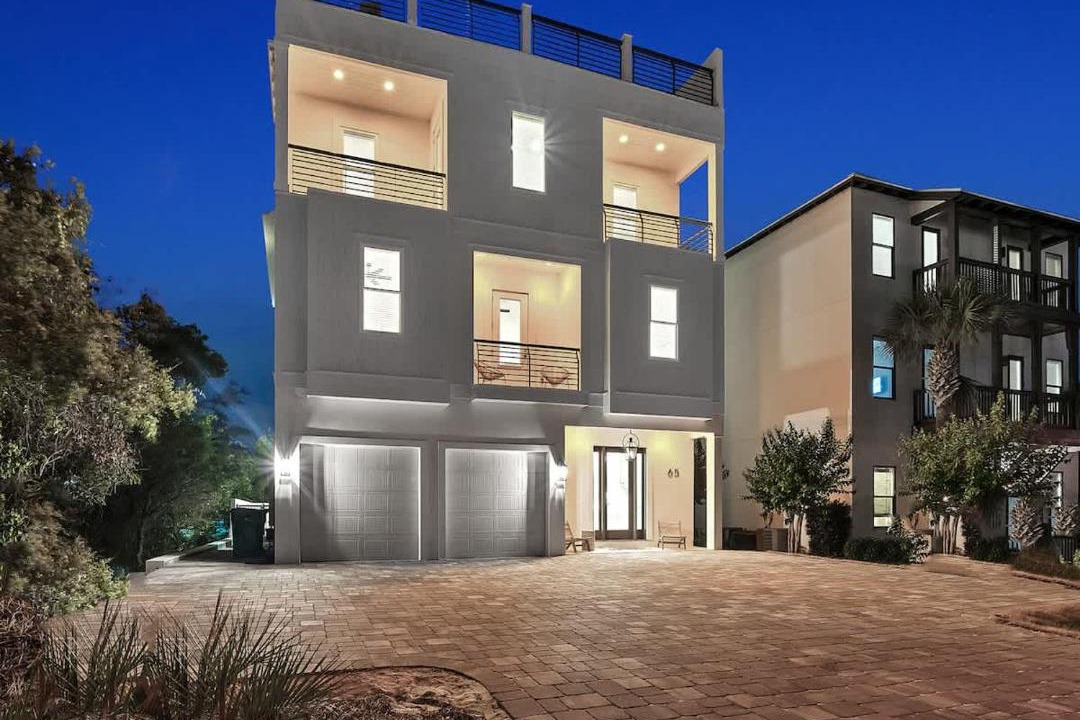 Photo of Others in Frangista Beach