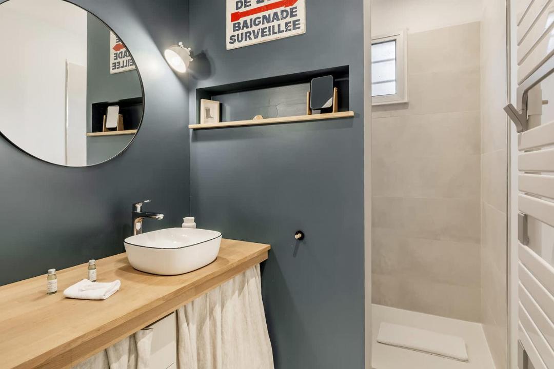 Photo of Bathroom in Saint-Coulomb