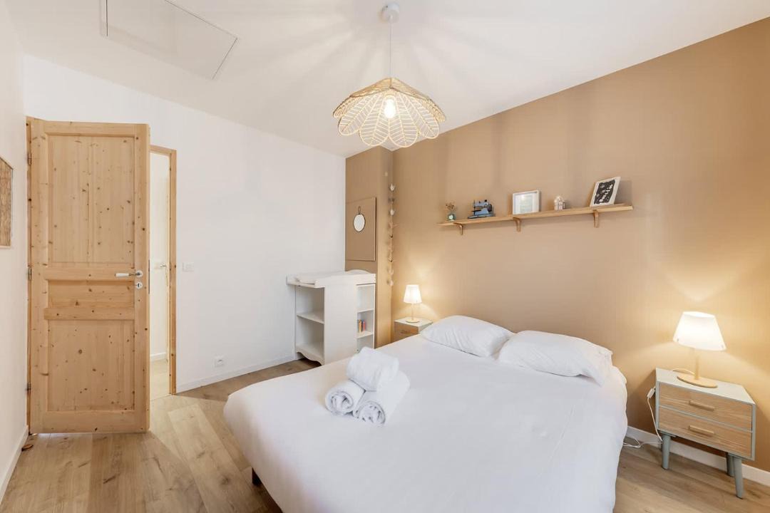 Photo of Bedroom in Saint-Coulomb