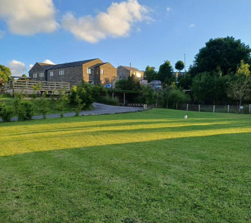 Photo of Others in Saddleworth