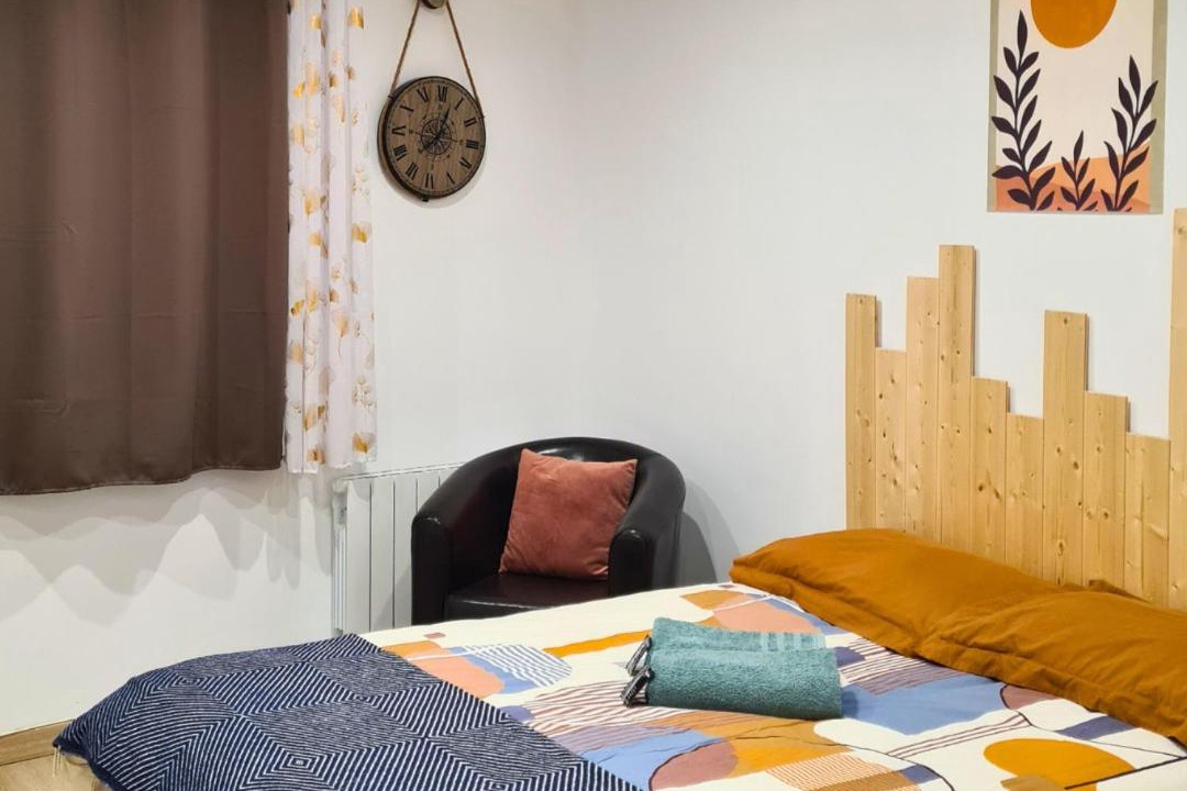 Photo of Bedroom in Ambronay