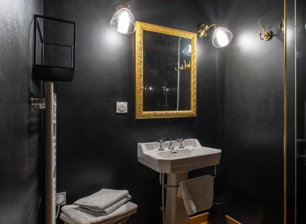 Photo of Bathroom in Senouillac