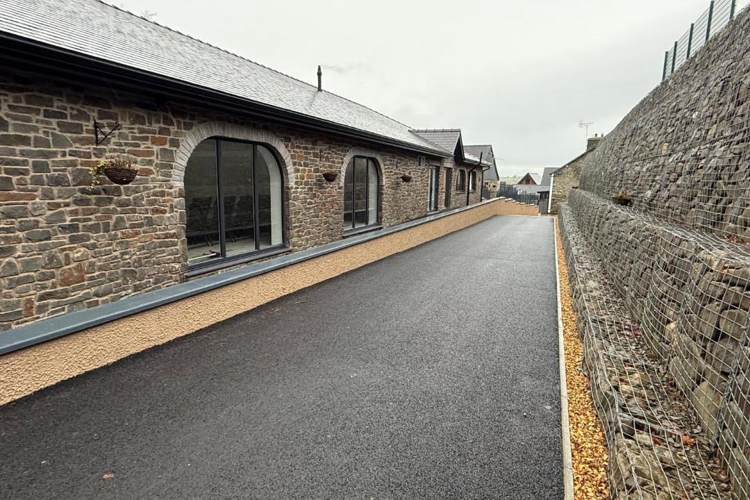 Photo of Others in Mydroilin