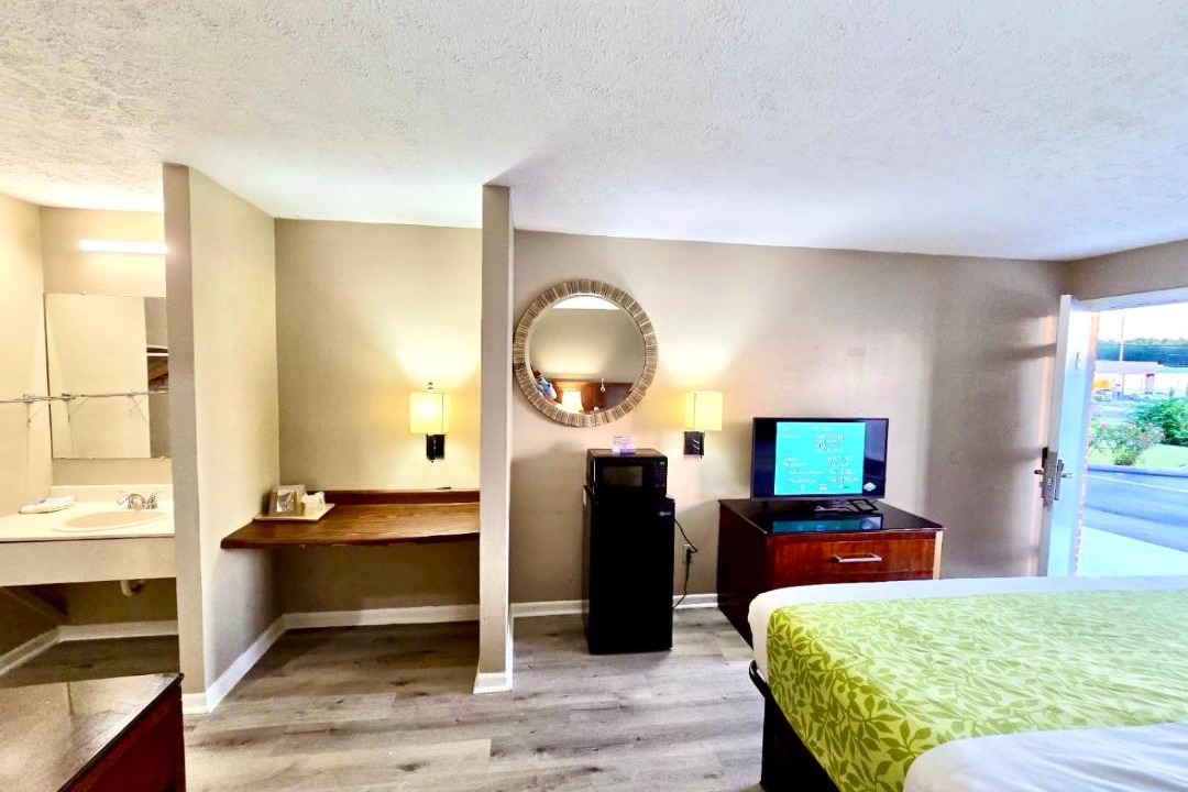 Photo of Bedroom in Jackson