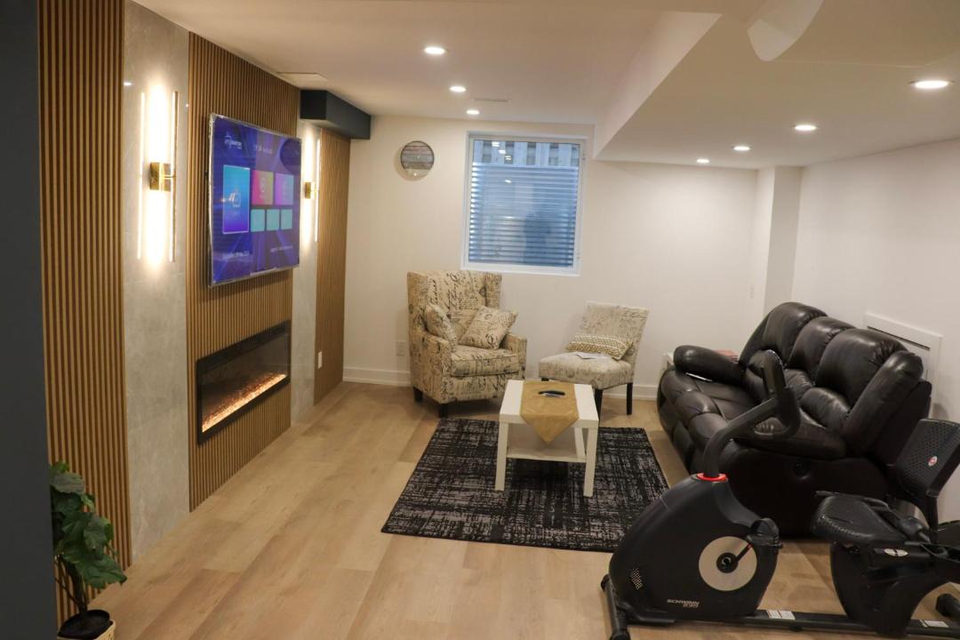 Photo of Livingroom in Richmond Hill