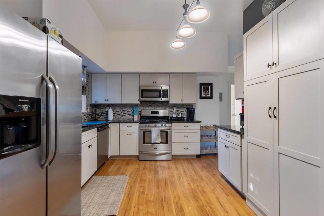 Photo of Kitchen in Town Bank