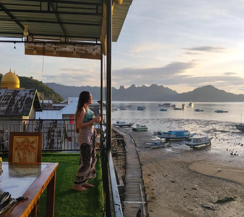 Photo of Others in Komodo