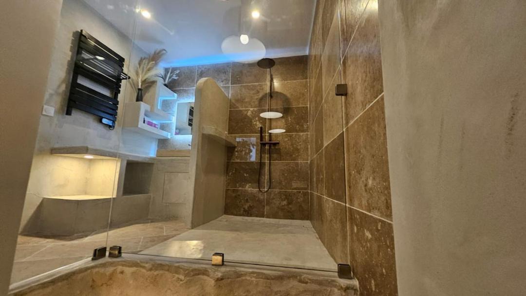 Photo of Bathroom in Montge-en-Goele