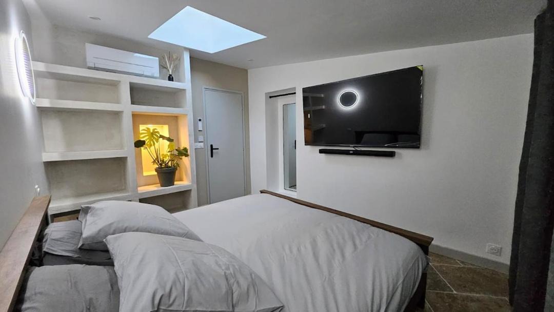 Photo of Bedroom in Montge-en-Goele