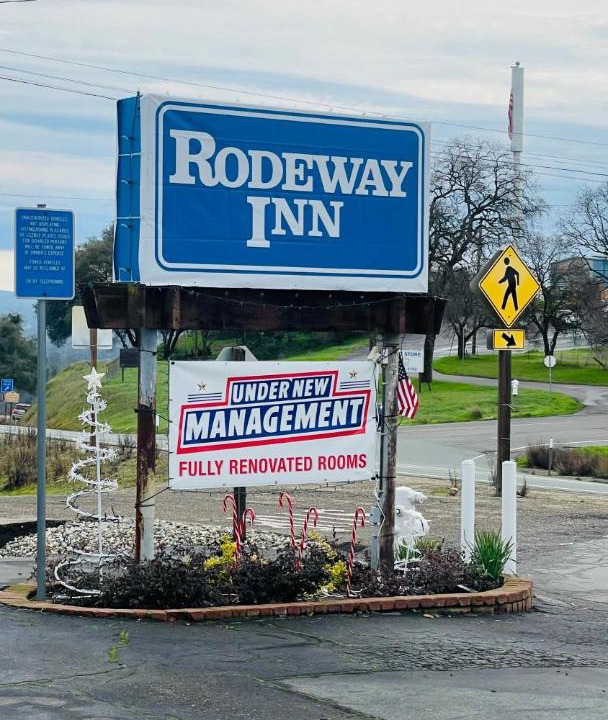 Photo of Others in Martell