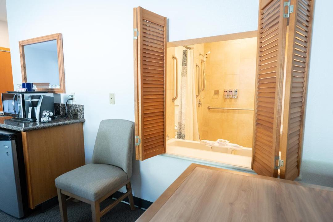 Photo of Others in Downtown Leavenworth