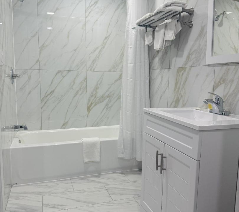 Photo of Bathroom in Scottsburg