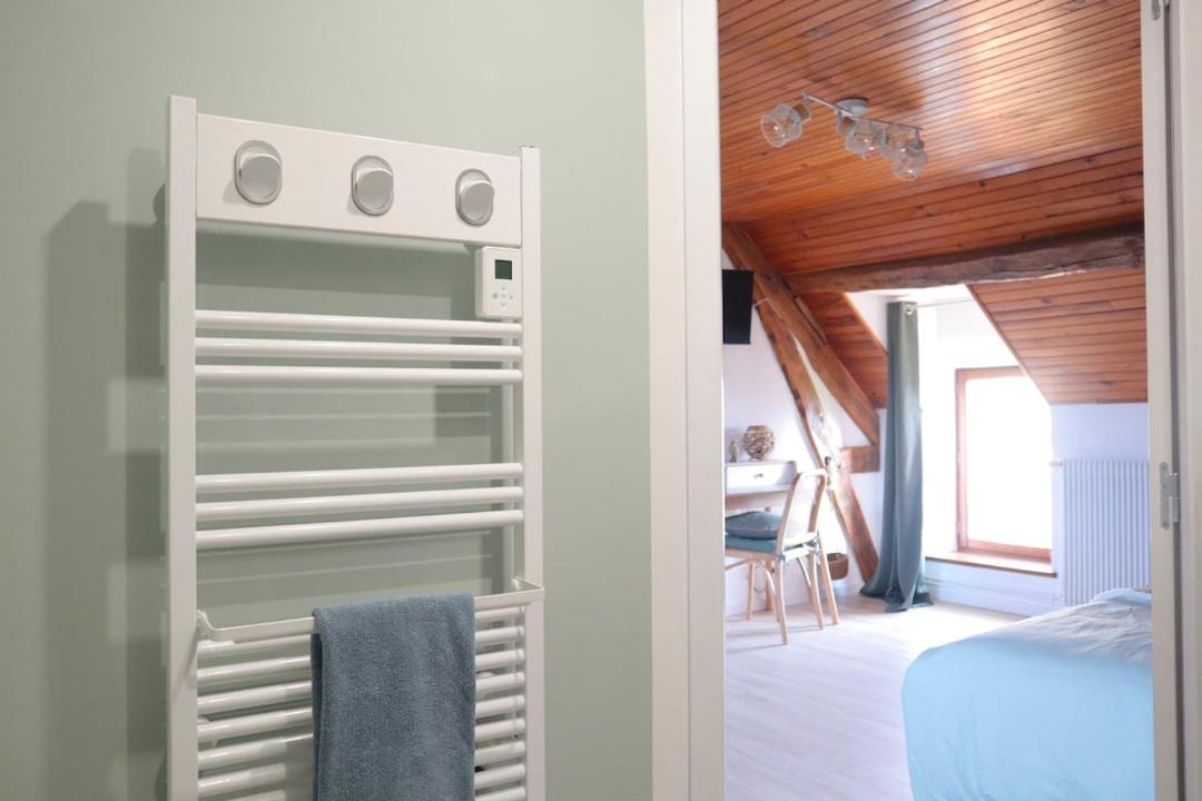 Photo of Bedroom in Meauce