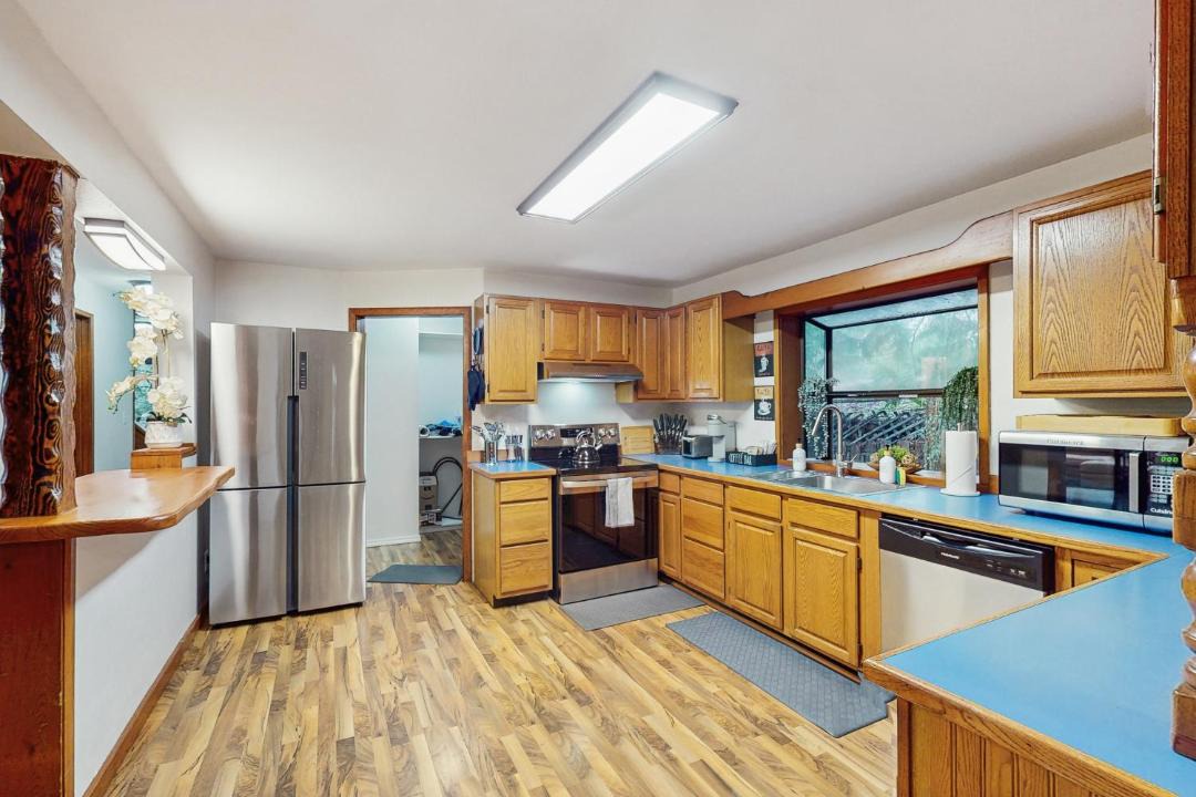 Photo of Others in Agate