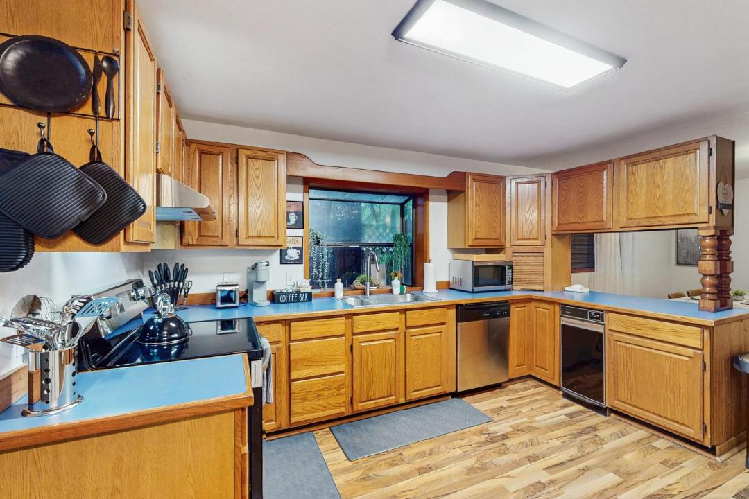 Photo of Others in Agate