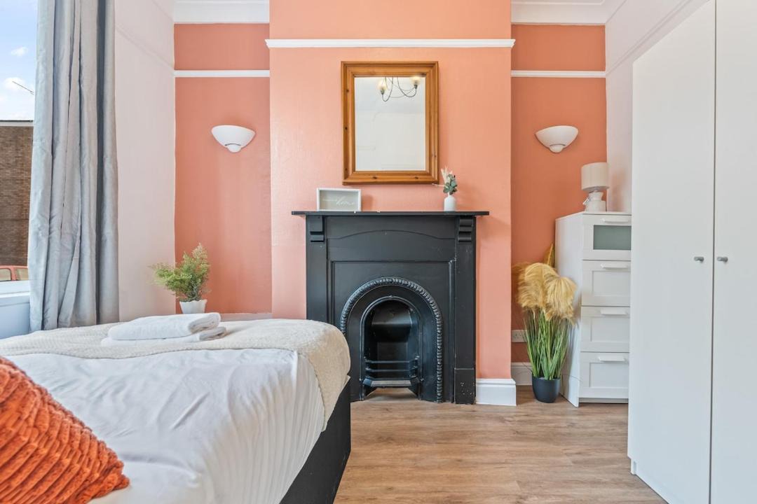 Photo of Bedroom in Warwick