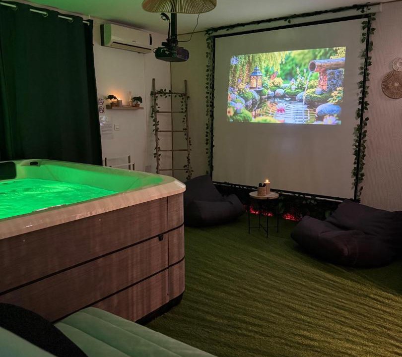 Photo of Livingroom in Le Val