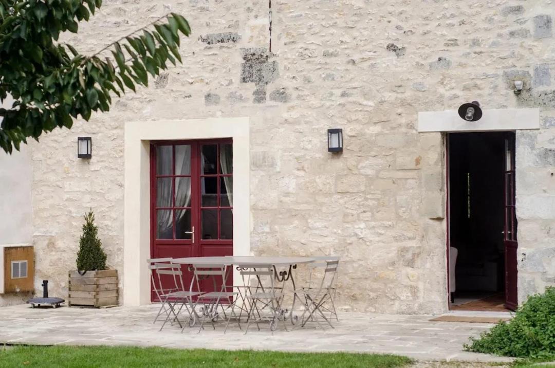Photo of Others in Chamant