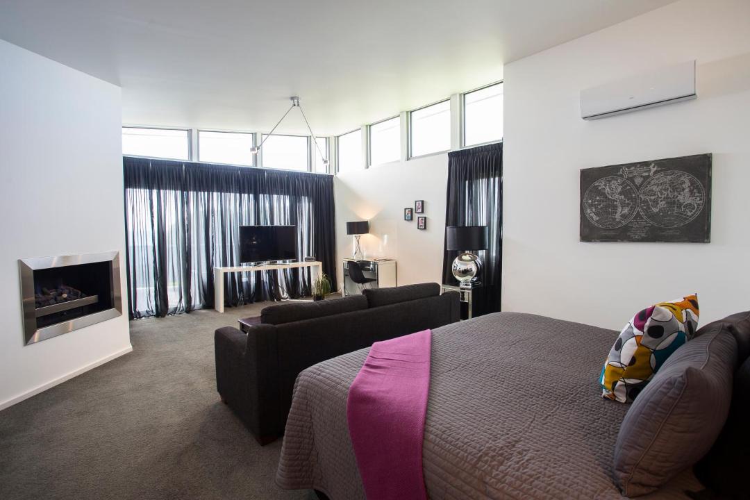 Photo of Others in Indented Head