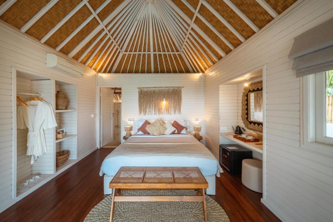 Photo of Others in Mushroom Bay