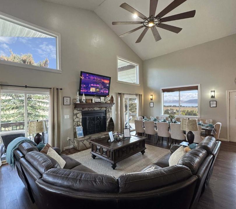 Photo of Livingroom in Sweetwater