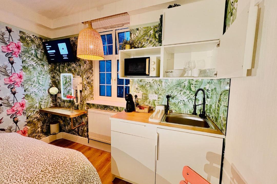 Photo of Others in Notting Hill