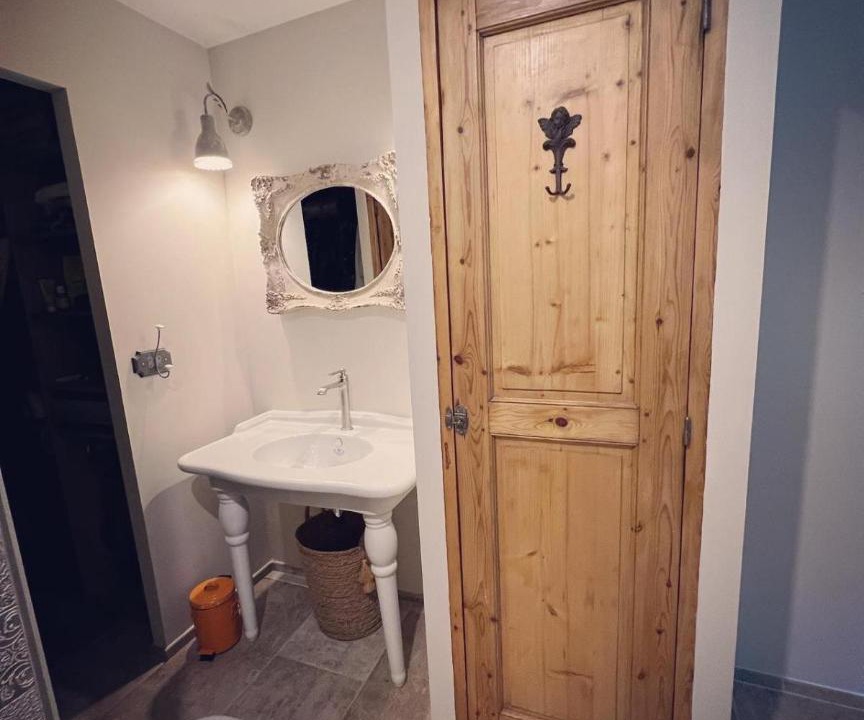 Photo of Bathroom in Grans