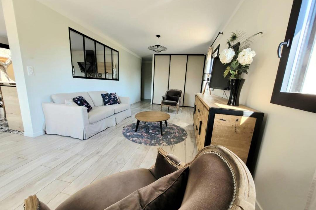 Photo of Others in Grans