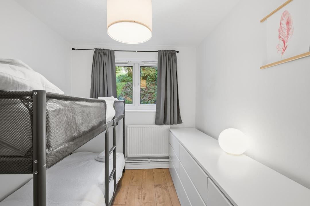 Photo of Bedroom in Purley