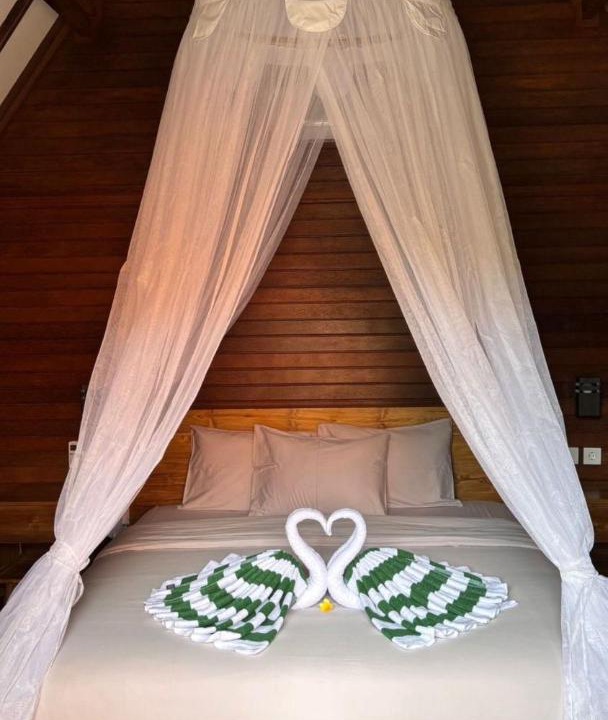 Photo of Others in Mushroom Bay