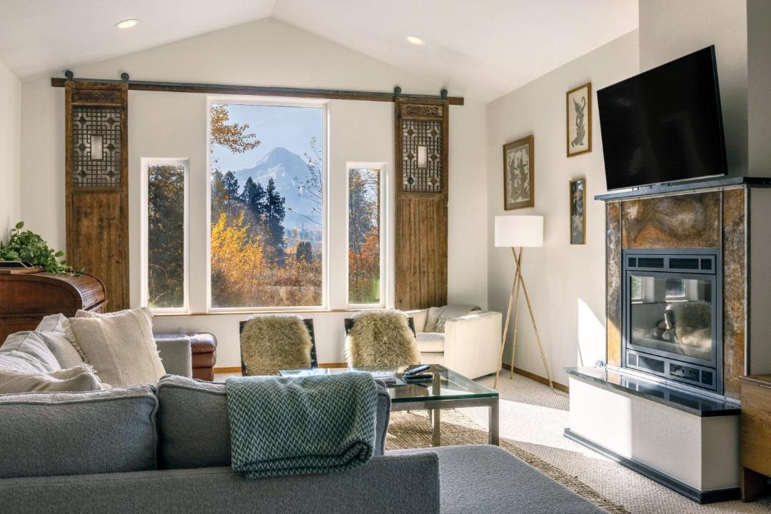 Photo of Livingroom in Parkdale