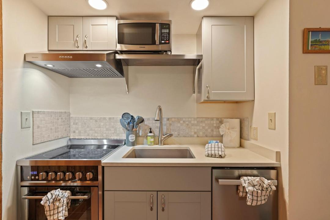 Photo of Kitchen in Century West