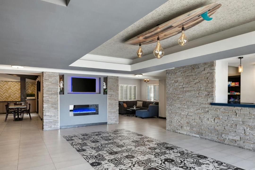 Photo of Others in Tree Section