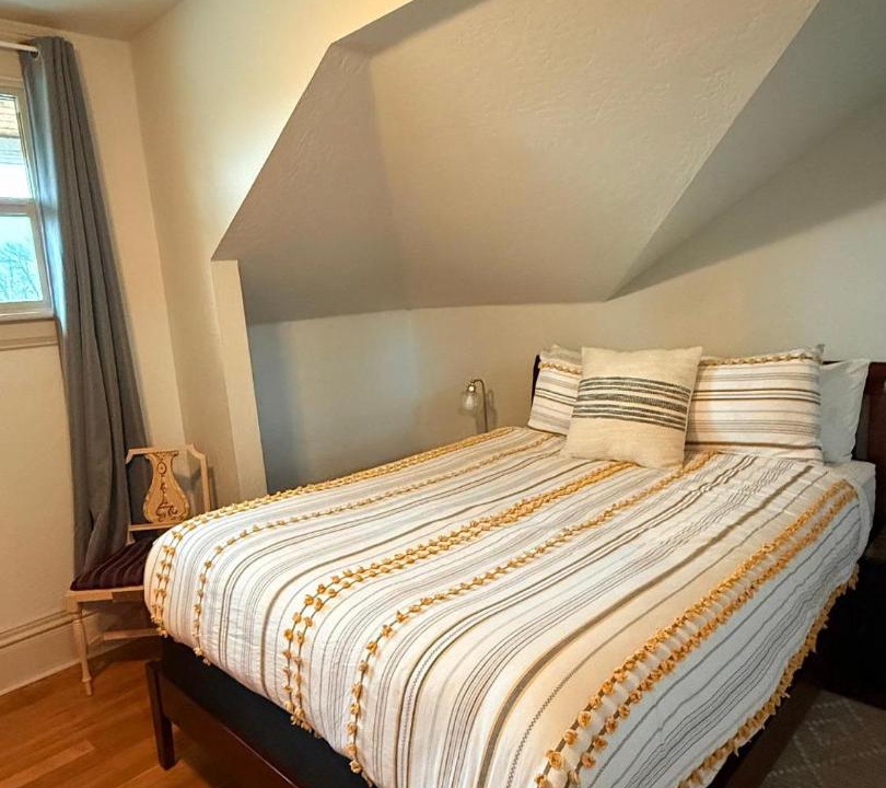 Photo of Others in Eugene