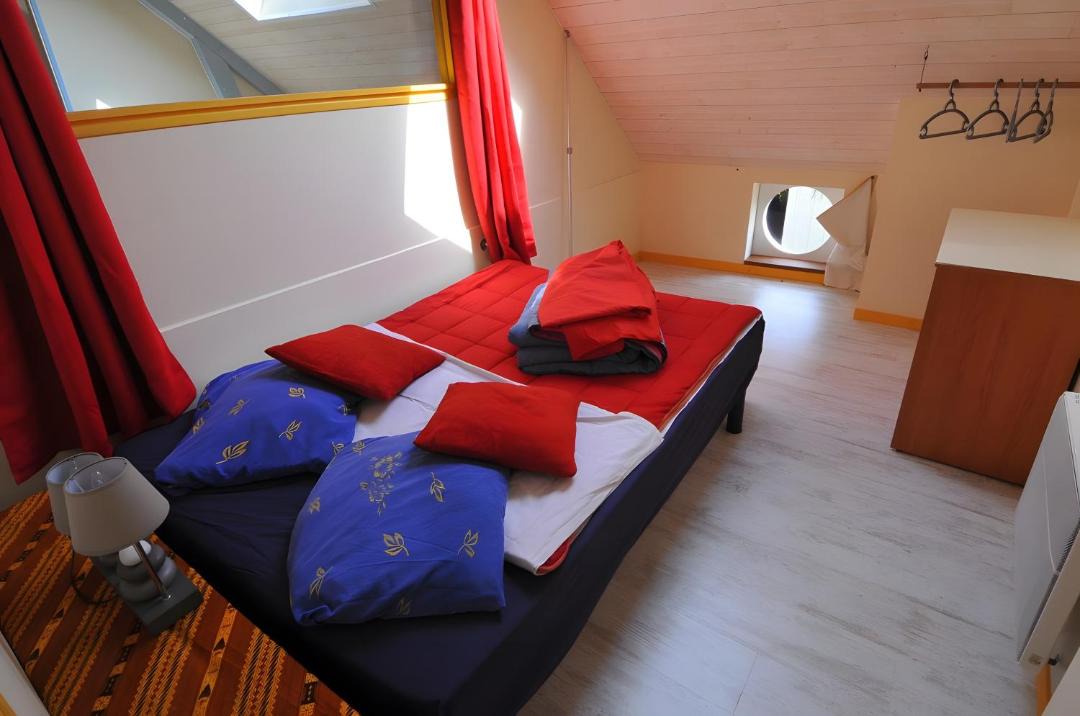 Photo of Bedroom in Sainte-Marie