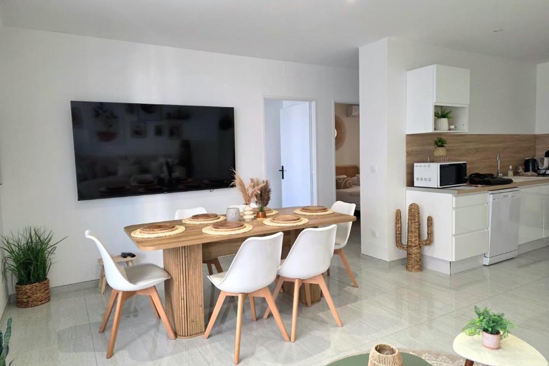 Photo of Others in Les Remparts