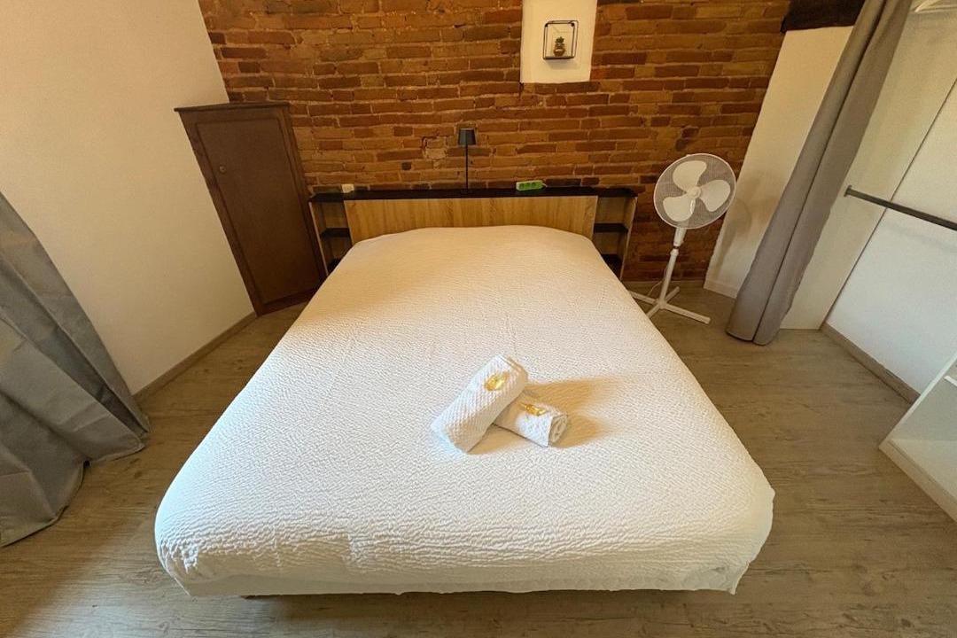 Photo of Bedroom in Saint-Trivier-de-Courtes