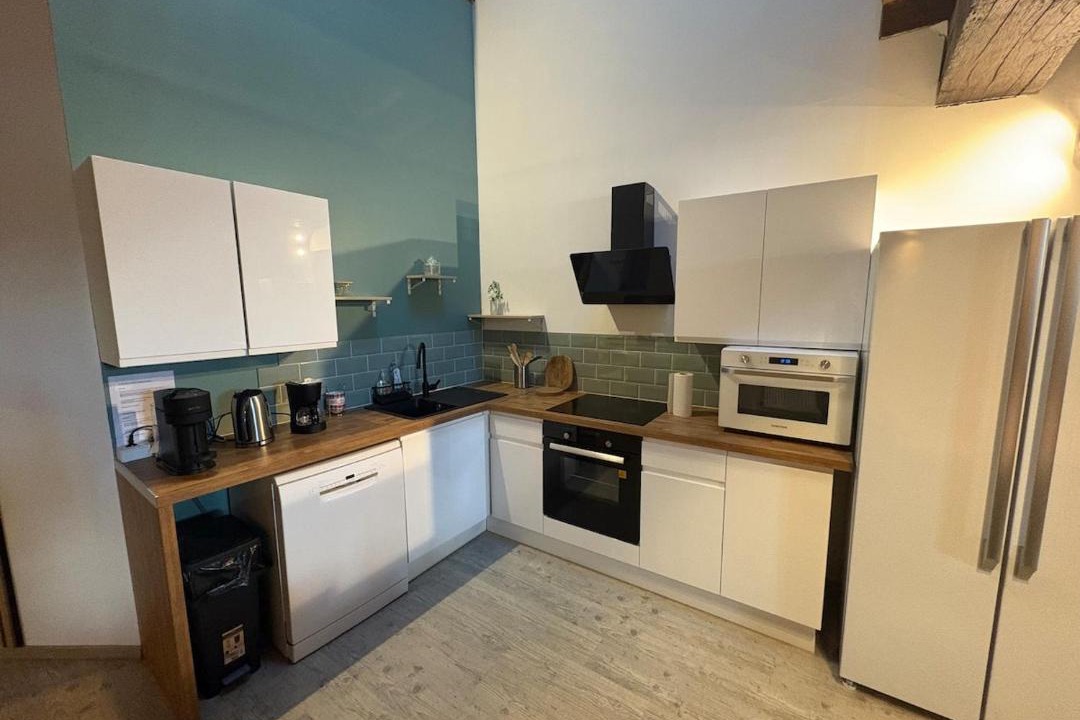 Photo of Kitchen in Saint-Trivier-de-Courtes