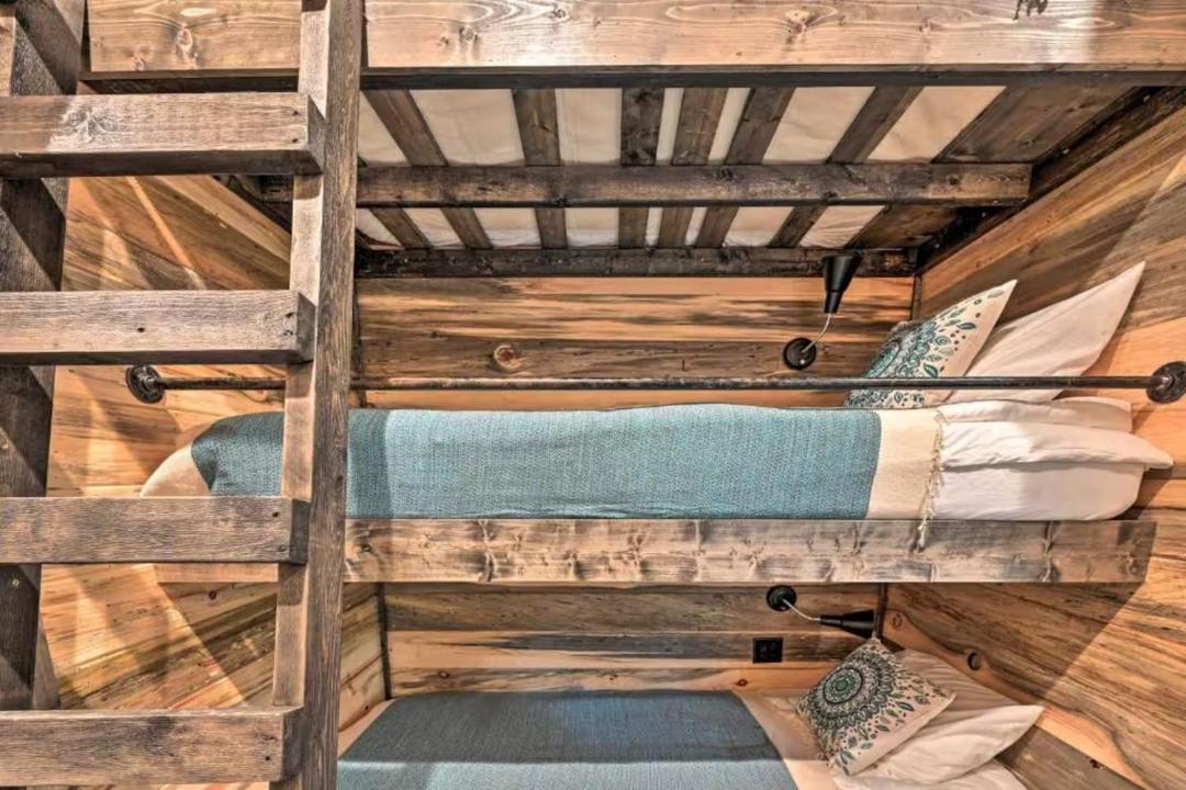 Photo of Bedroom in Pickens
