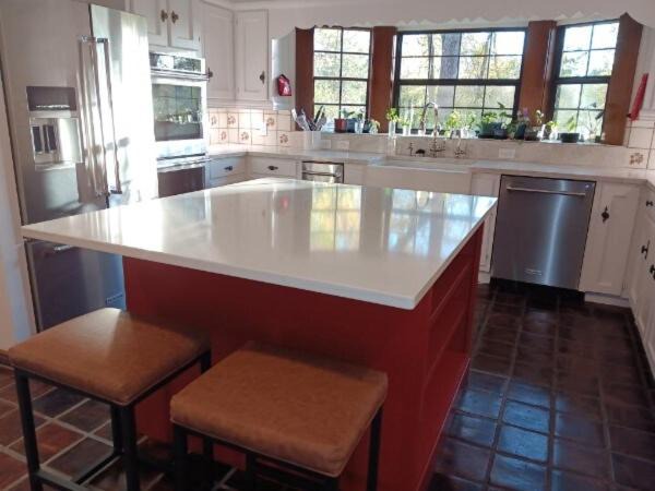 Photo of Kitchen in Harvey Hillsides