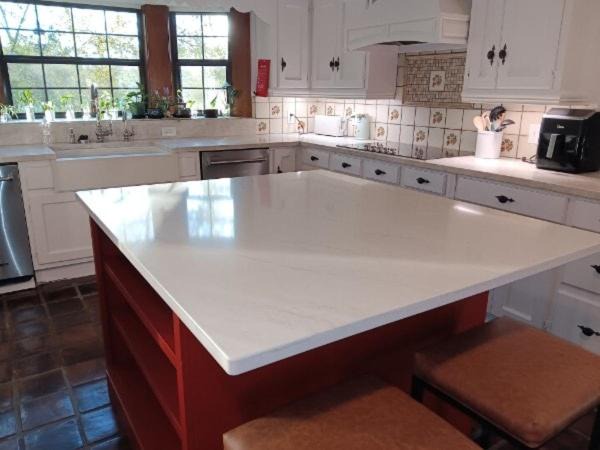 Photo of Kitchen in Harvey Hillsides