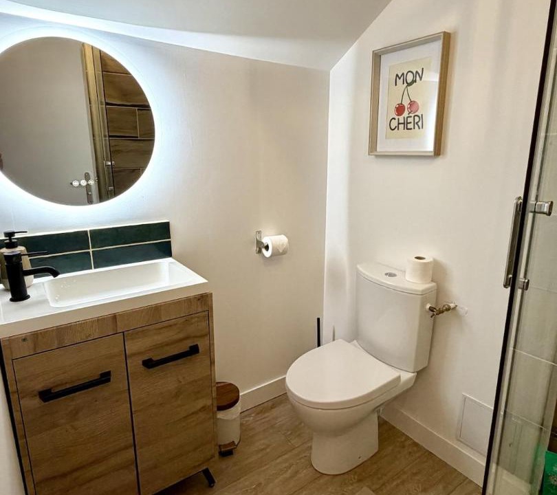 Photo of Bathroom in Tinteniac