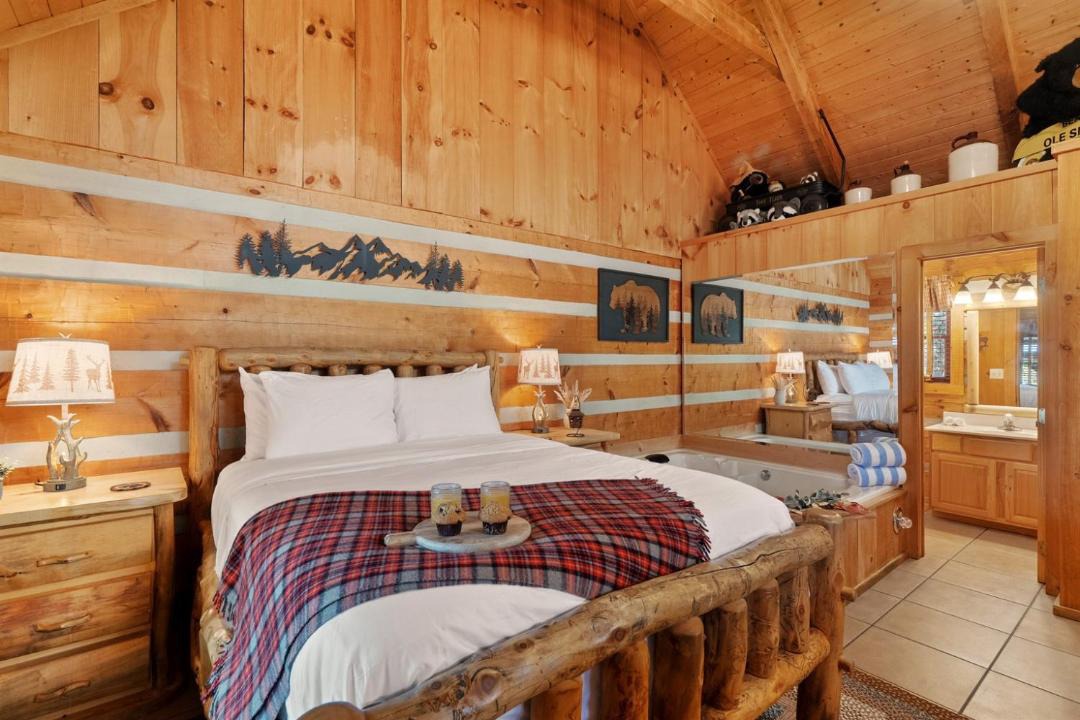 Photo of Bedroom in Sevierville