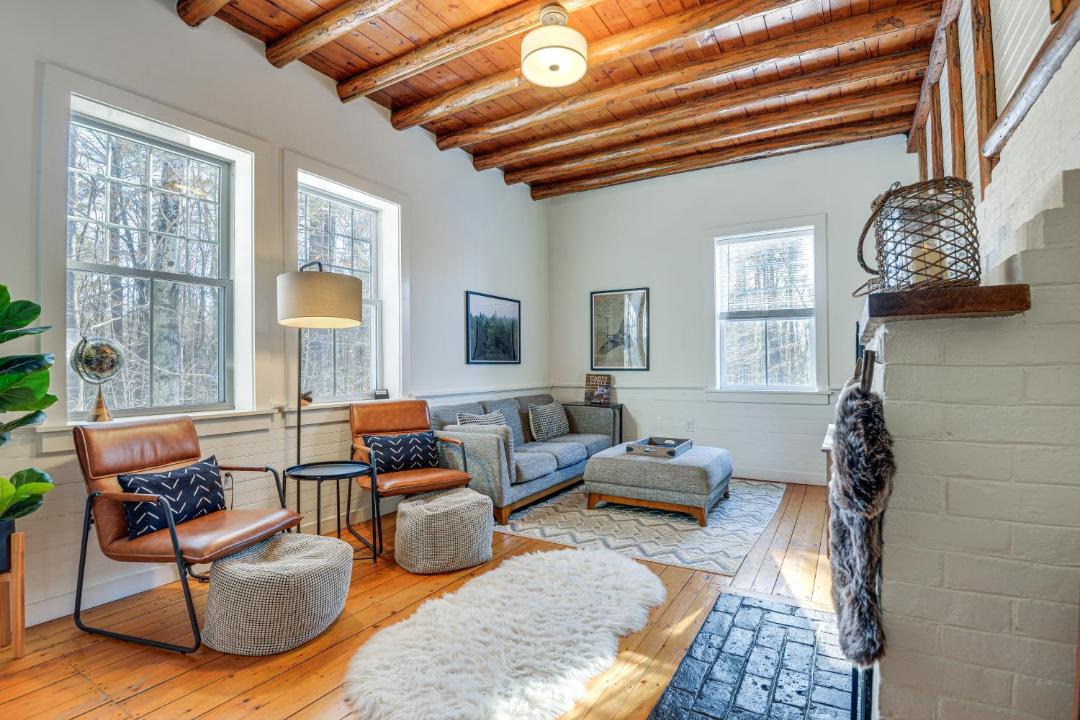 Photo of Others in Jaffrey