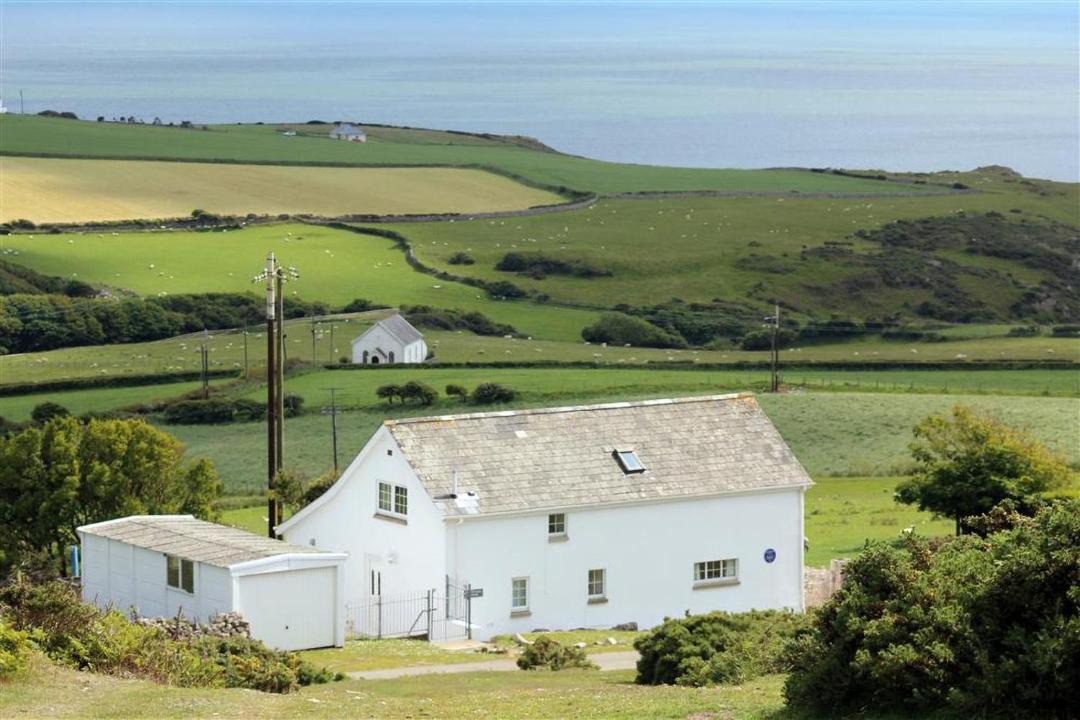 Photo of Others in Crynant