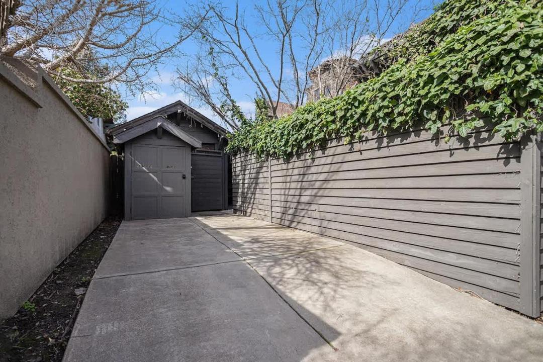 Photo of Others in Upper Telegraph