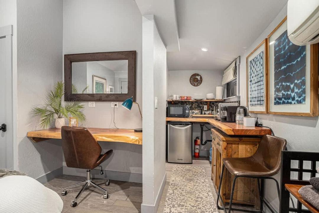 Photo of Others in Upper Telegraph